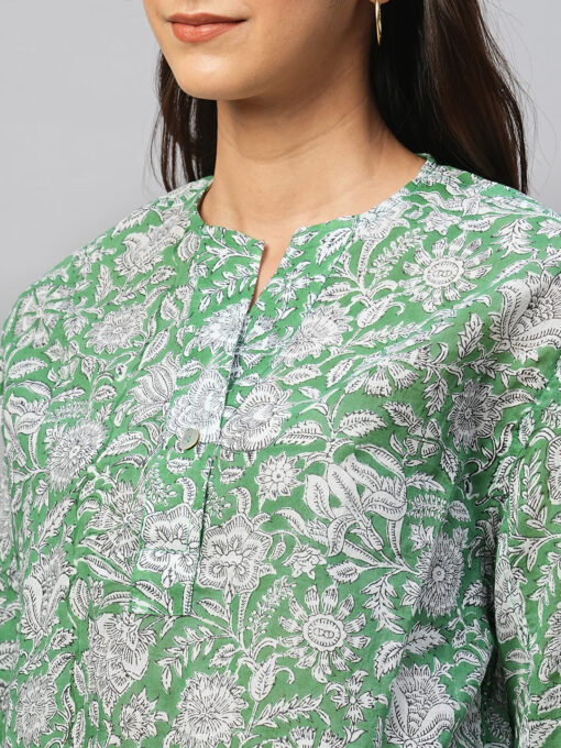 Women's Green Cotton Boxy Fit Blouse - Image 7