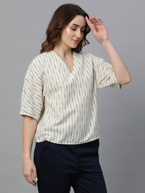 Women's Offwhite Cotton Regular Fit Blouse - Image 3