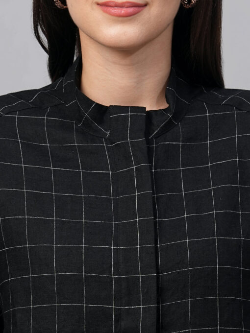 Women's Black Linen Boxy Fit Blouse - Image 6