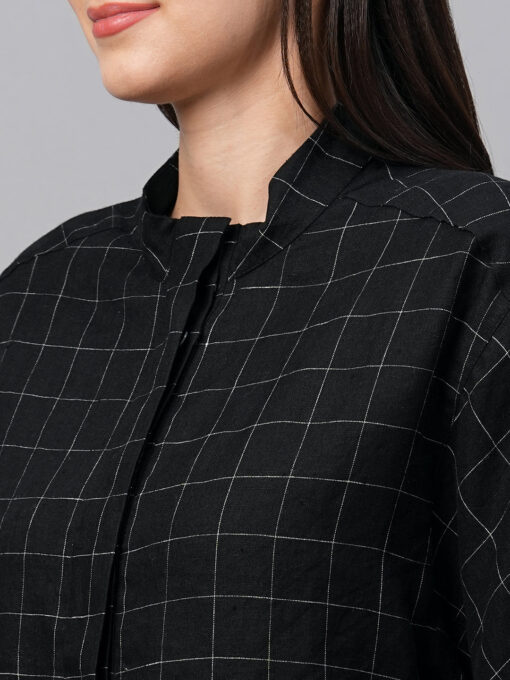 Women's Black Linen Boxy Fit Blouse - Image 7