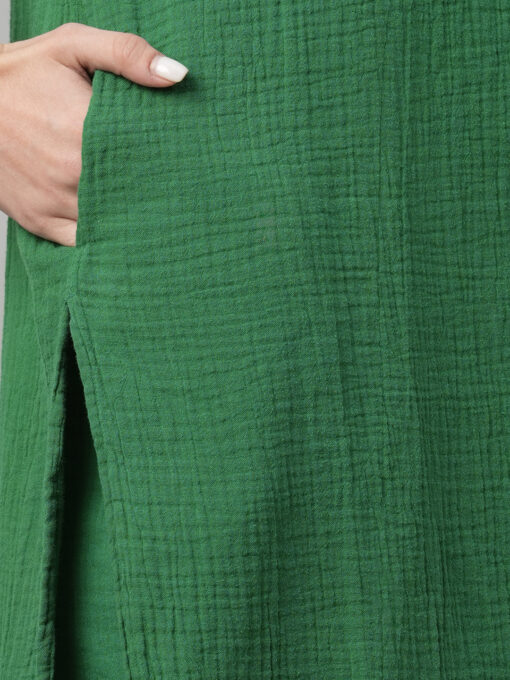 Women's Green Cotton Regular Fit Kurta - Image 7