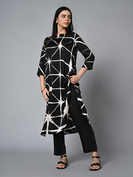 Women's Shibori Regular Fit Modal Black Kurta - Image 3