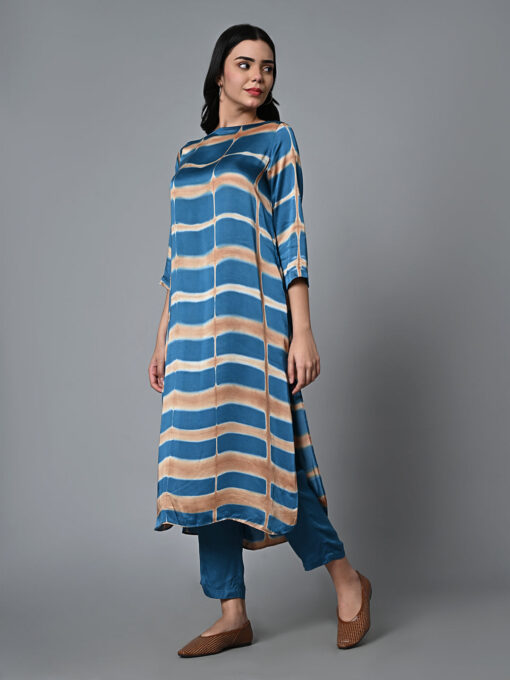 Women's Shibori Regular Fit Modal Blue Kurta - Image 4