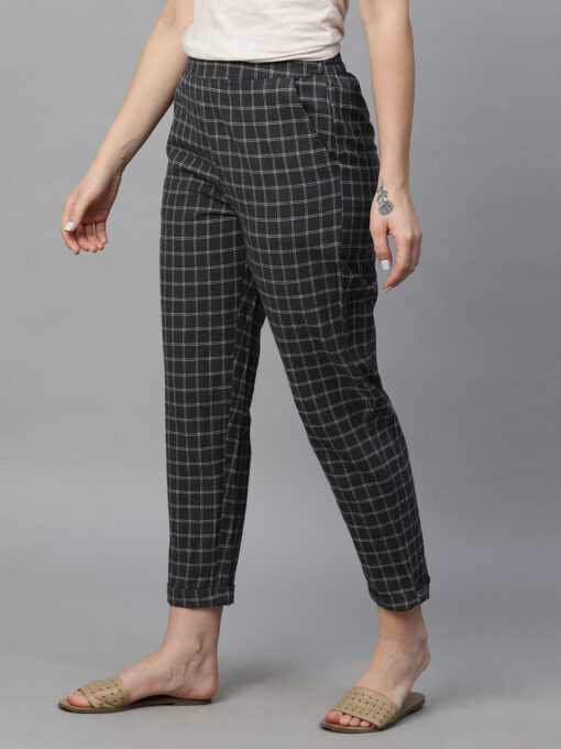 Women's Black Cotton Linen Regular Fit Pant - Image 2