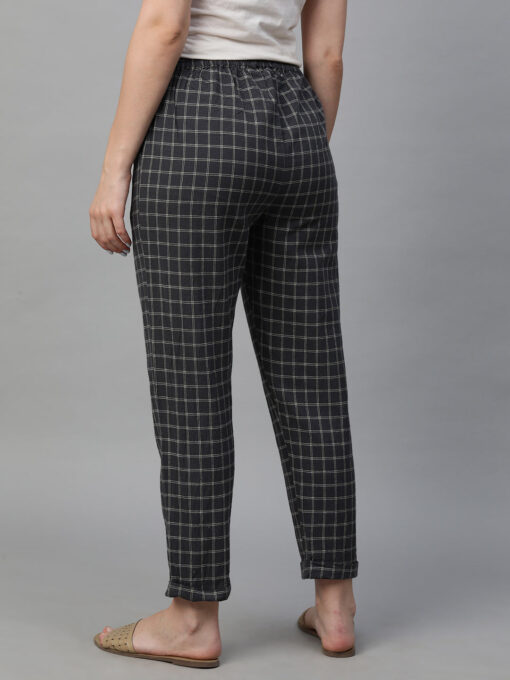 Women's Black Cotton Linen Regular Fit Pant - Image 4