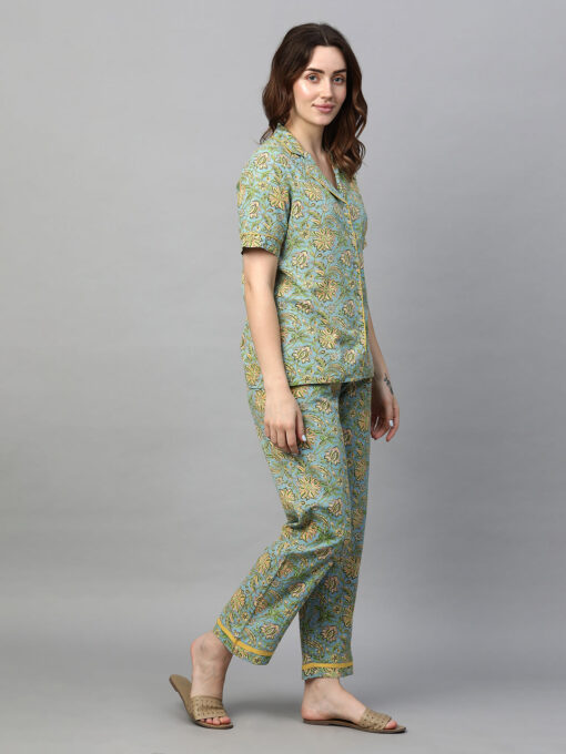 Women's Multi Cotton Regular Fit Pyjama Suit - Image 4