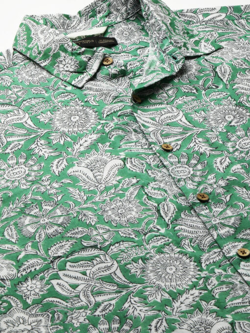 Men's Green Cotton Regular Fit Printed Shirt - Image 9