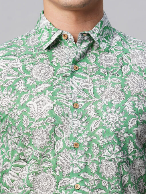 Men's Green Cotton Regular Fit Printed Shirt - Image 7