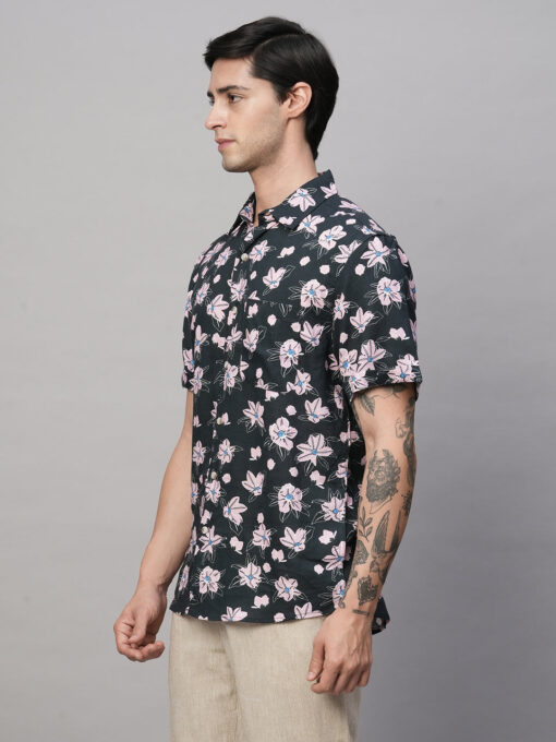 Men's Linen Blend Regular Fit Short Sleeve Printed Shirt - Image 4