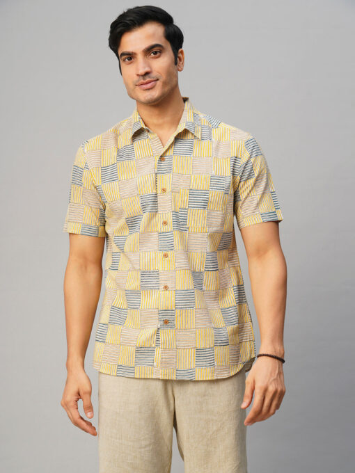 Men's Yellow Cotton Regular Fit Shirt