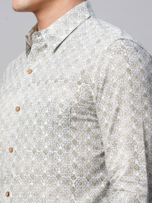 Men's Green Cotton Regular Fit Printed Shirt - Image 8