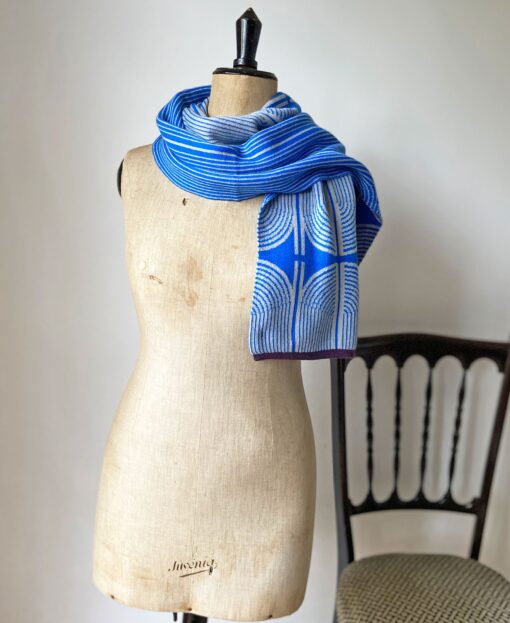 wolvis / scarf ANNI cobalt (blue / midi) - Image 4