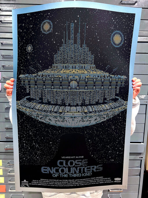 Close Encounters - Mondo - minor edge dmg - Image 2